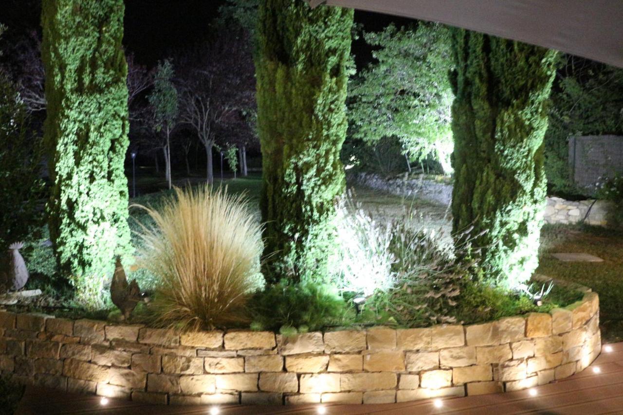 Et Maison De Campagne Valerie Holiday home Aix-en-Provence
